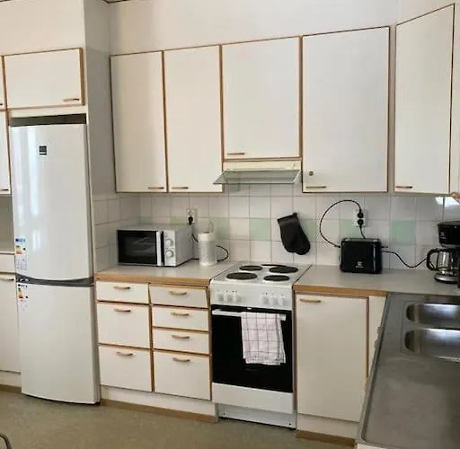 Kotimaailma - Kalustettu Saunallinen Asunto Kuudelle شقة *